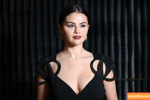 Selena Gomez photo #6494