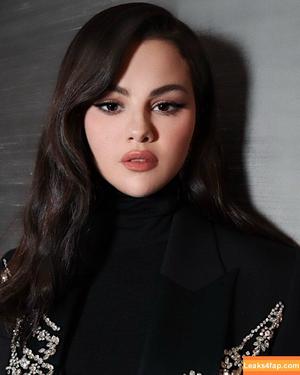Selena Gomez photo #6529