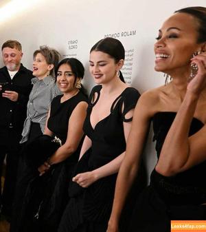 Selena Gomez photo #6559