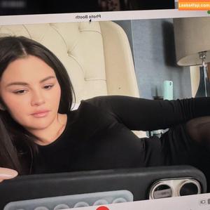 Selena Gomez photo #6584