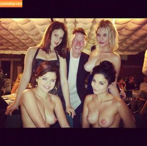 Selena Gomez photo #6615