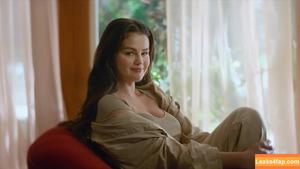 Selena Gomez photo #6743