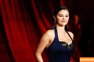 Selena Gomez photo #6790