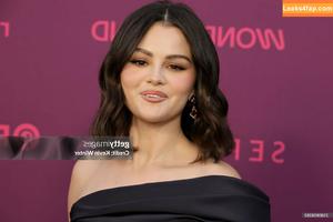 Selena Gomez photo #6993