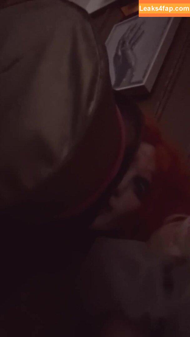 Selena Gomez / Selena / https: / selena.gomez / selenagomez leaked photo photo #7030