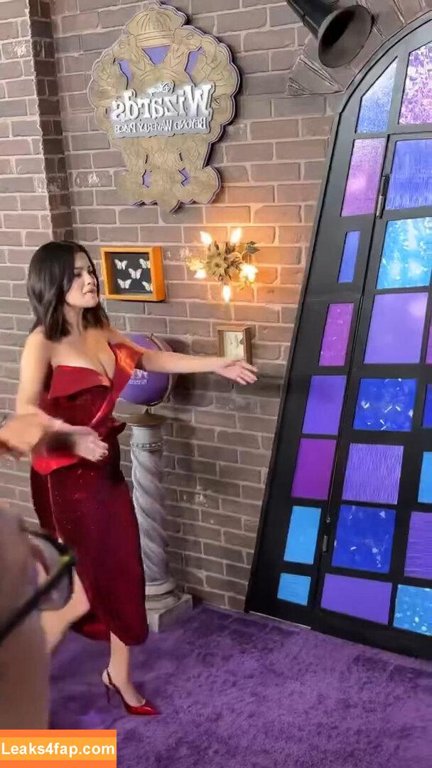 Selena Gomez / Selena / https: / selenagomez leaked photo photo #7184