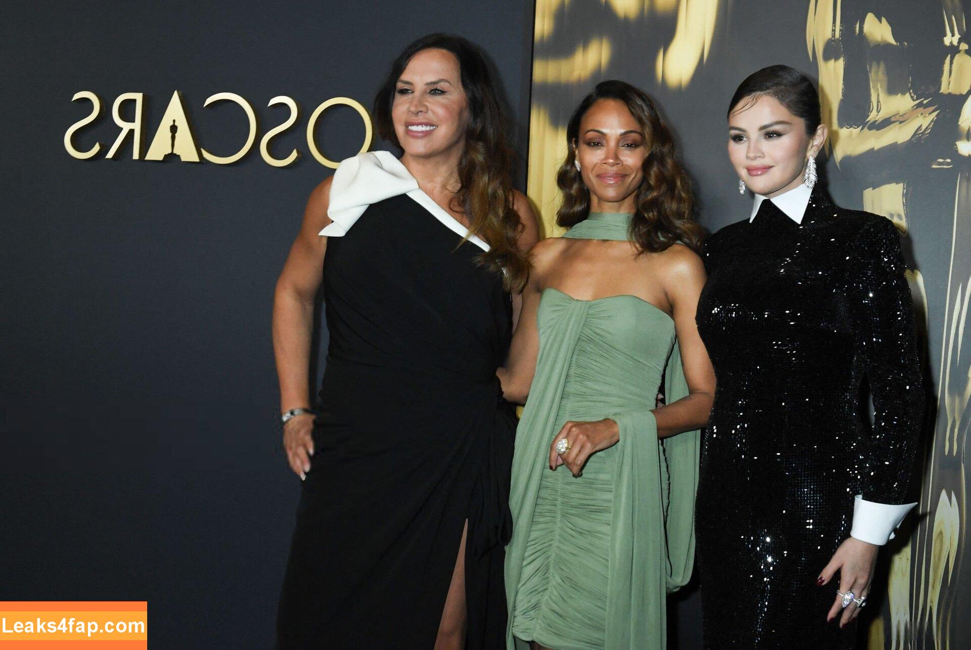 Selena Gomez / Selena / https: / selenagomez leaked photo photo #7507