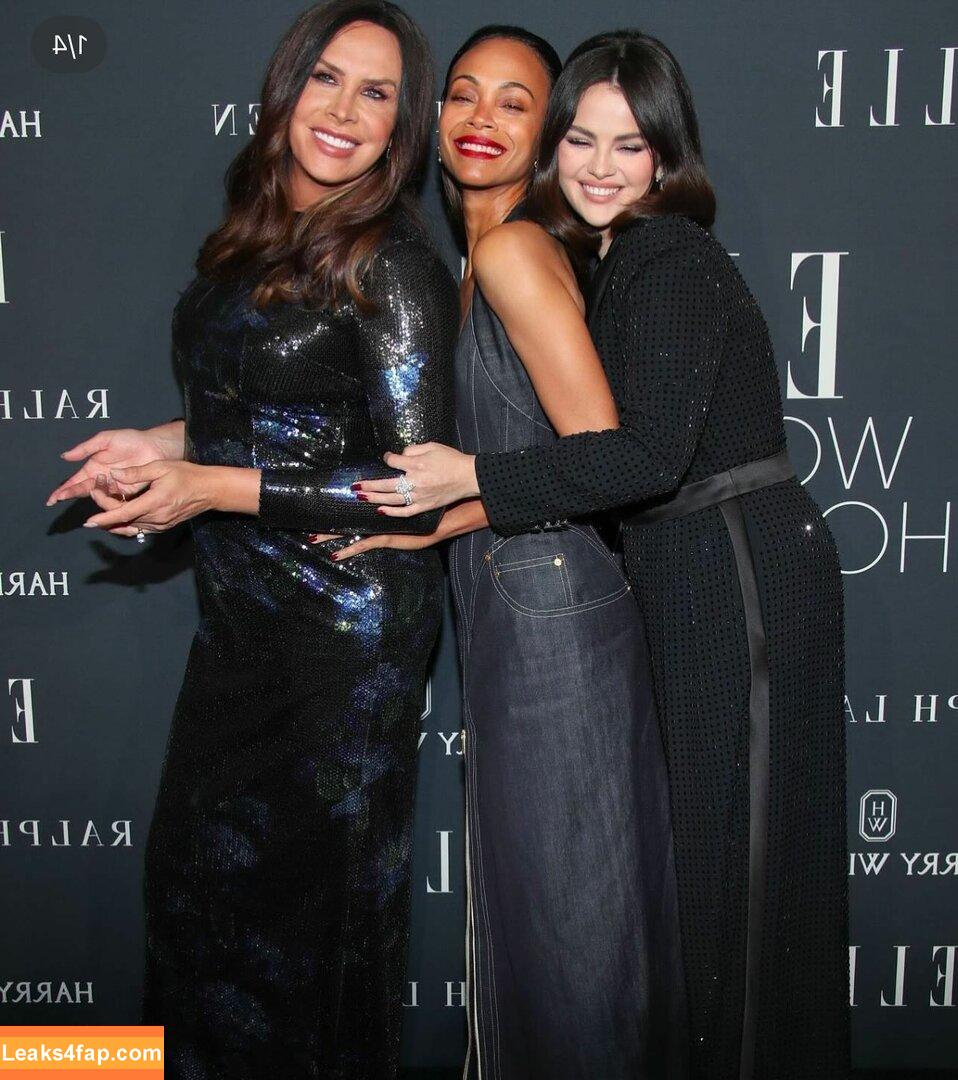 Selena Gomez / Selena / https: / selenagomez leaked photo photo #7539