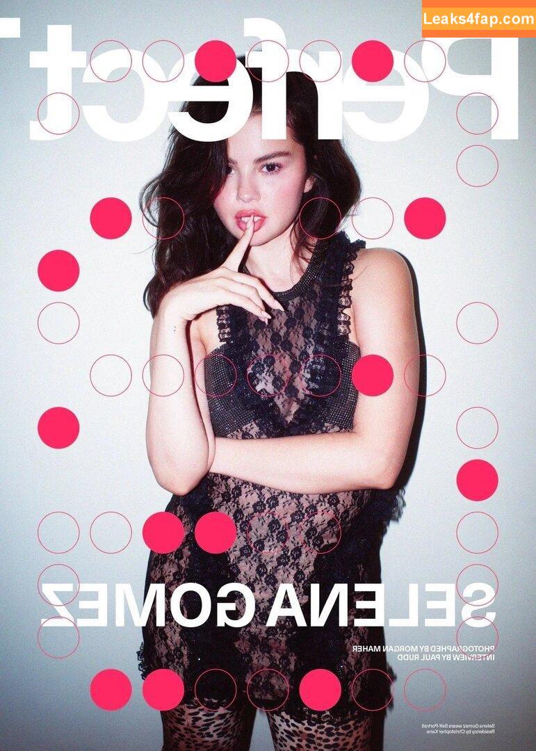 Selena Gomez / Selena / https: / selenagomez leaked photo photo #7579