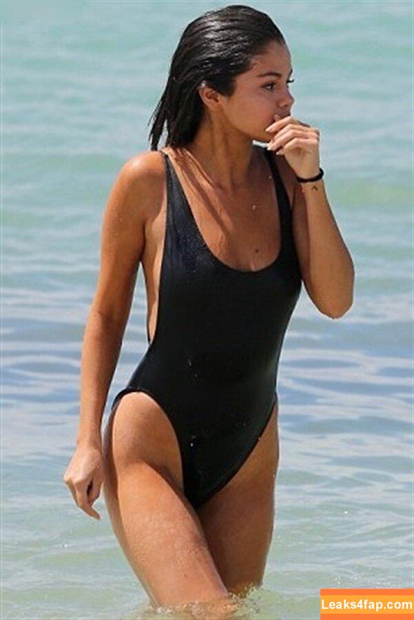 Selena Gomez / selena.gomez / selenagomez leaked photo photo #7585