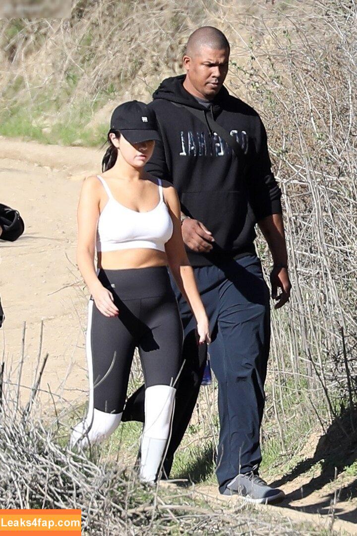 Selena Gomez / selena.gomez / selenagomez слитое фото фото #7655