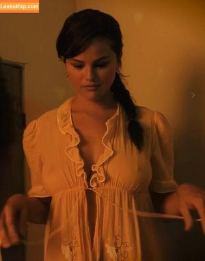 Selena Gomez photo #7088