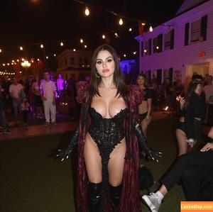 Selena Gomez photo #7362