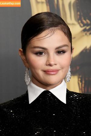 Selena Gomez photo #7498