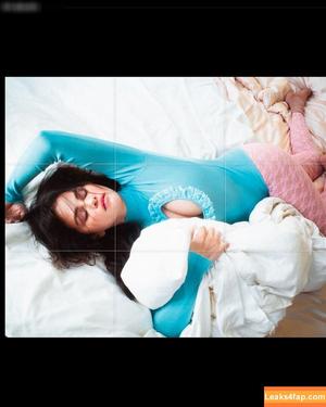 Selena Gomez photo #7531