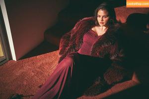 Selena Gomez photo #7560