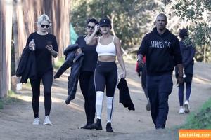 Selena Gomez photo #7650