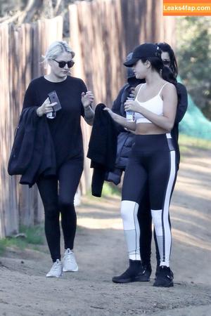 Selena Gomez photo #7686