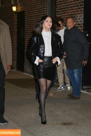 Selena Gomez photo #7881