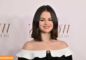Selena Gomez photo #7889