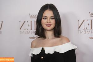 Selena Gomez photo #7896
