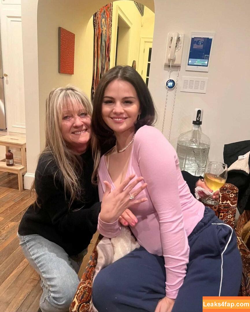 Selena Gomez / selena.gomez / selenagomez leaked photo photo #8044