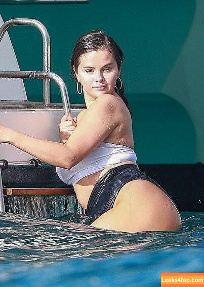 Selena Gomez / selena.gomez / selenagomez leaked photo photo #8192