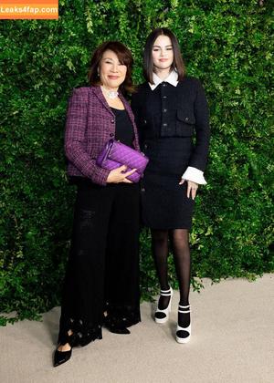 Selena Gomez photo #8000