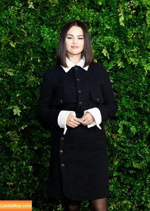 Selena Gomez photo #8004