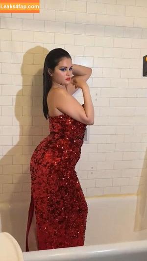 Selena Gomez photo #8052