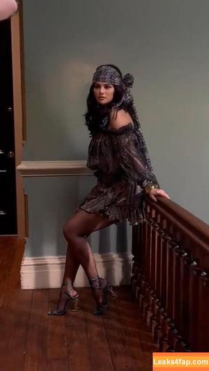 Selena Gomez photo #8053