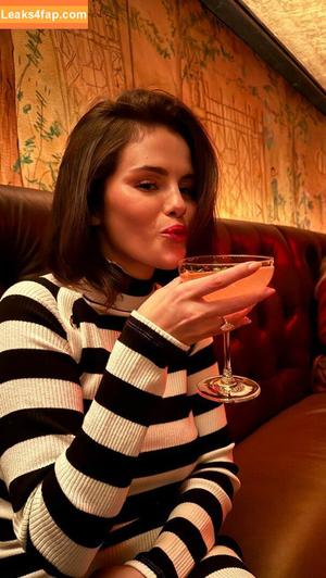 Selena Gomez photo #8115