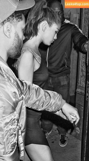 Selena Gomez photo #8133