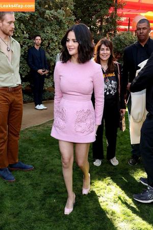 Selena Gomez photo #8166