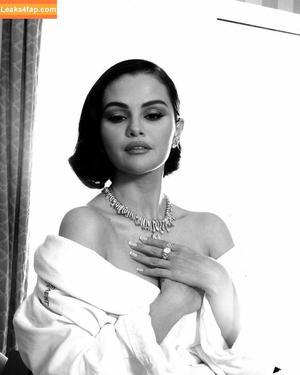 Selena Gomez photo #8178