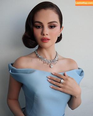 Selena Gomez photo #8196