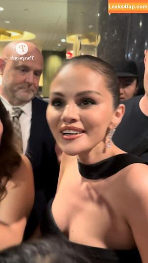 Selena Gomez фото #8724