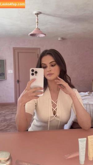 Selena Gomez фото #8736