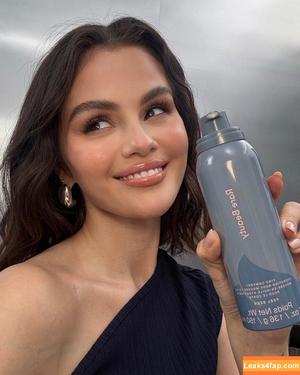 Selena Gomez photo #8778