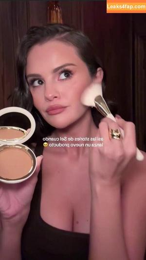 Selena Gomez photo #8808