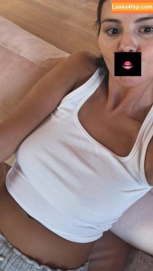 Selena Gomez photo #8816