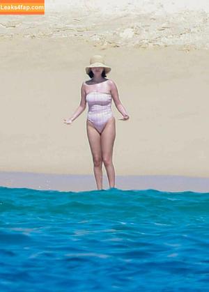 Selena Gomez photo #8852