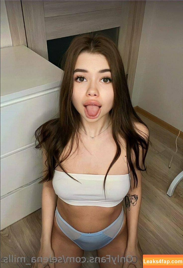 selena_mills /  leaked photo photo #0053
