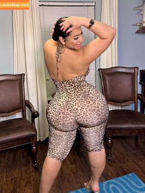 Selene Castle photo #0727