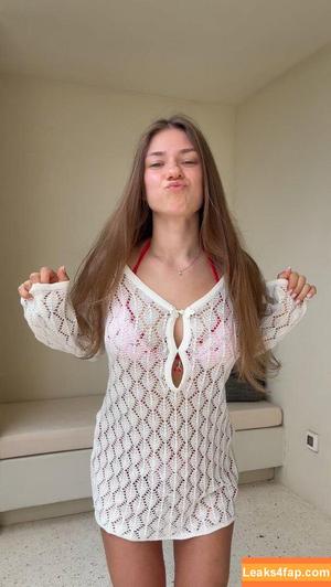Selinka photo #0094