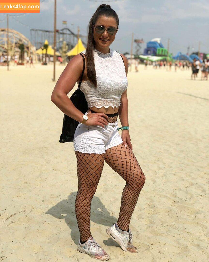 Selma Kopka / SelmaKopka / fashion_selly_k / fit_selly_k / selma_kopka слитое фото фото #0132