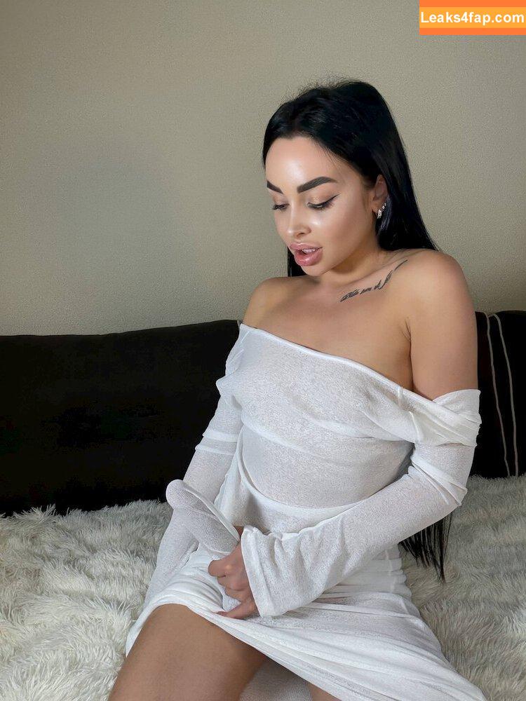 selynadreamfree /  leaked photo photo #0004