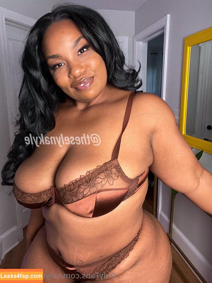 selynakylexoxo /  leaked photo photo #0189