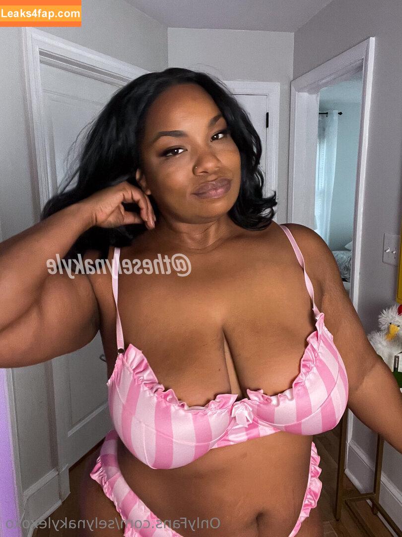 selynakylexoxo /  leaked photo photo #0193