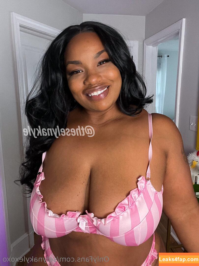 selynakylexoxo /  leaked photo photo #0194